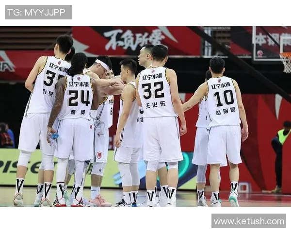 2014年CBA季后赛广东队对战辽宁队精彩回顾与赛后分析